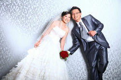 228724_2055076499604_6831645_n