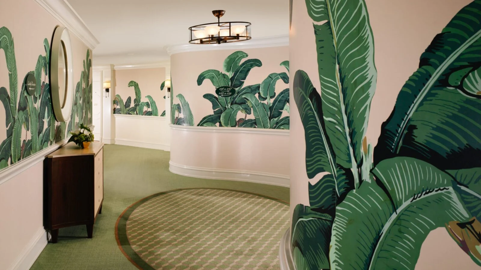 Beverly Hills Hotel Martinique Floral Wallpaper