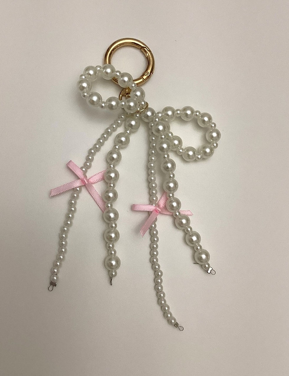Thumbnail: CLASSIC PEARL BAG CHARMS