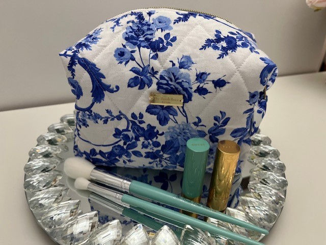 Thumbnail: BLUE ROSES HANDCRAFTED BOXY BAG