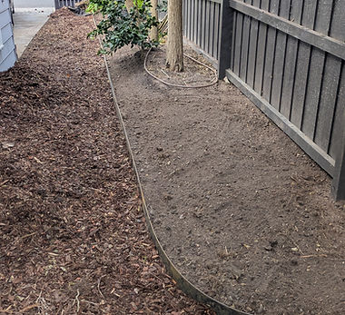 Corten steel garden edging installed for a modern, low-maintenance landscape design by Ace of Spades Gardens in Mornington Peninsula
Rust-toned corten steel edging creating clean garden lines in a residential landscaping project