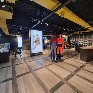 Sala de Ventas Treck