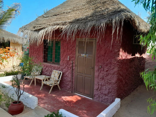 campement-teranga-gandiole-saint-louis-senegal-hebergement-hotel-bungalow-ventilé-climatis