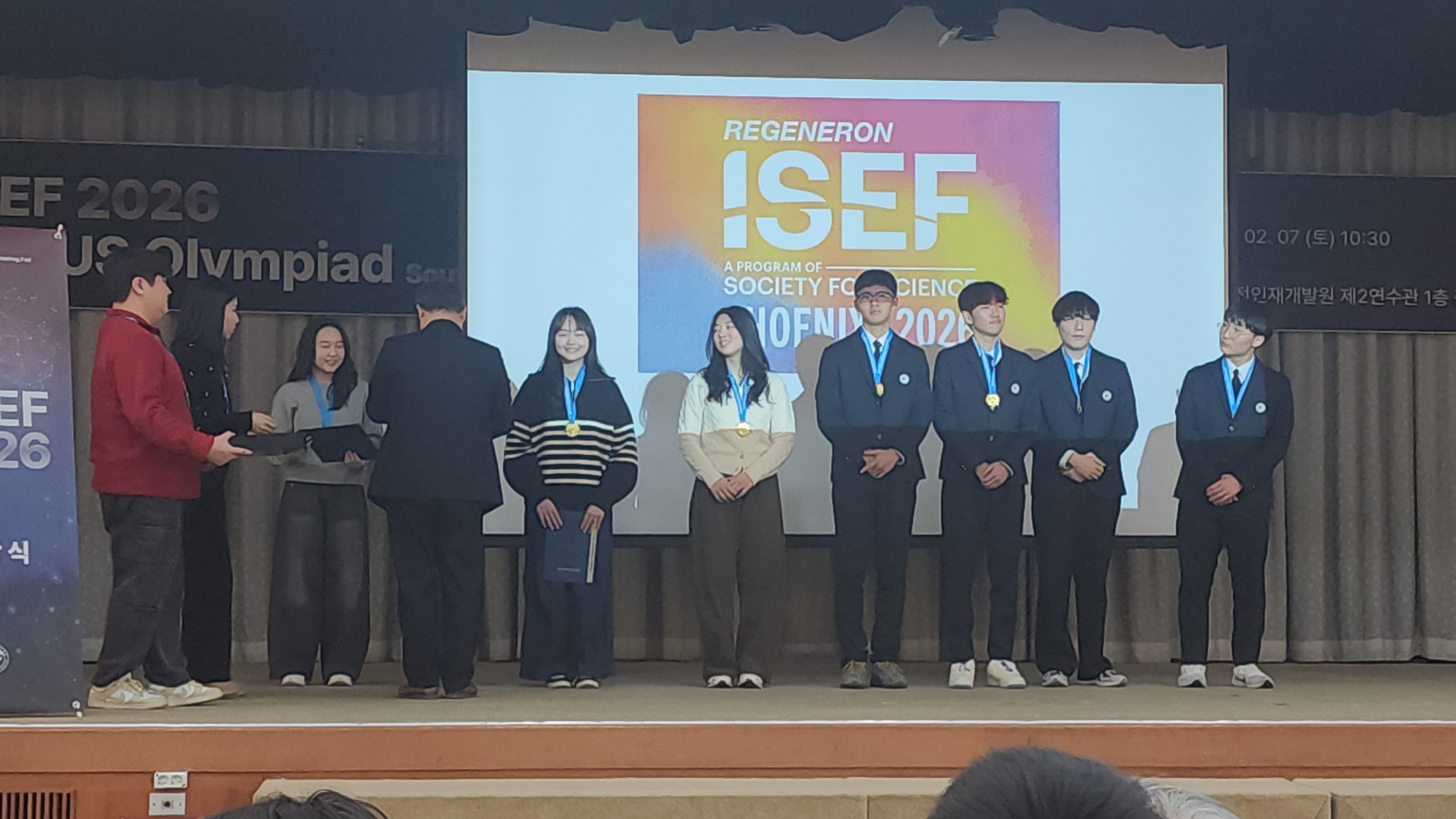 Dohui Kim at an ISEF recognition ceremony