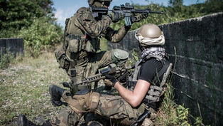 అతడే వీరుడు