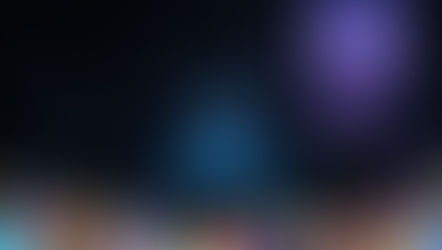 నవ్వుల మధ్య నిశ్శబ్దం