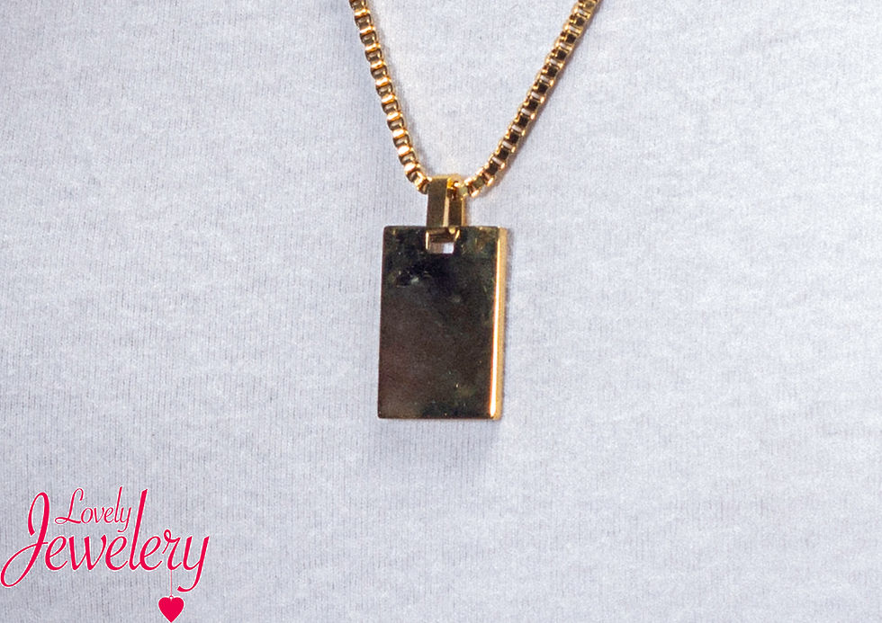 Thumbnail: Square necklace combined with personal engraving / personal image