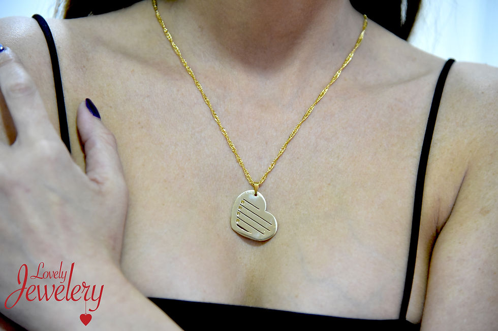 Thumbnail: Inlaid hearts necklace