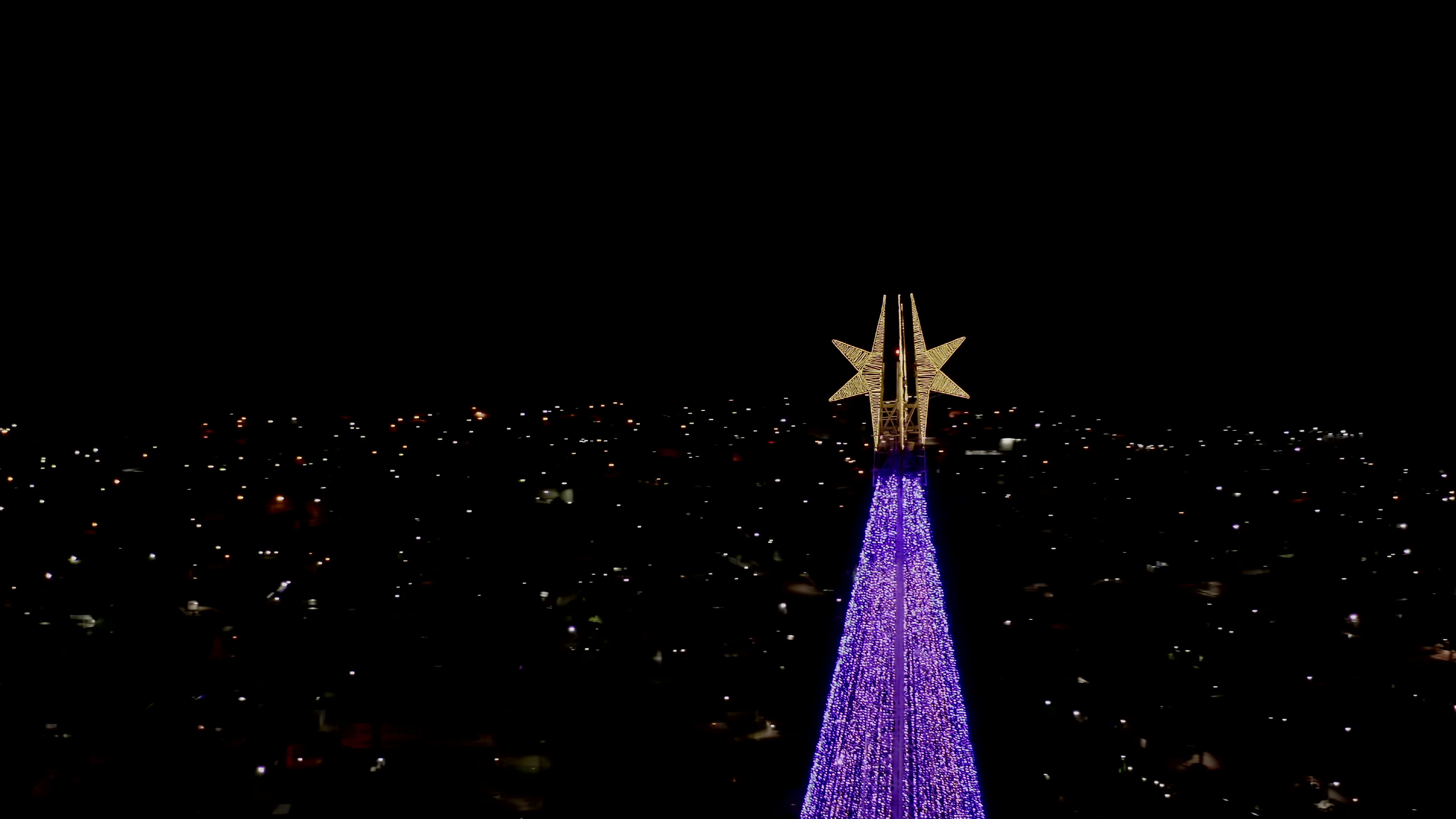 URBANO 7 - 4k 3860x2160 24fps - H265 10BITS - MPEG-4 (.m4v - 20,9 MB).m4v.