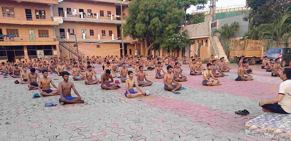 YOGA AT MDA