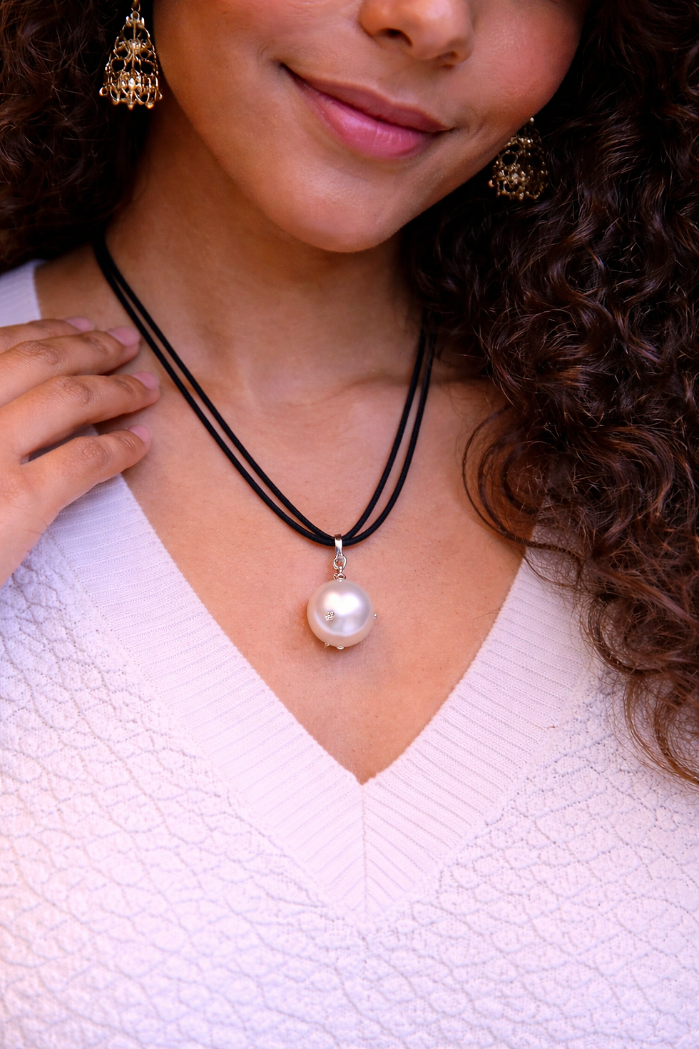 Thumbnail: Dangle Pearl Necklace 
