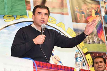 Quintana inaugura cumbre campesina sobre tierra y territorio en Beni