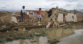 Lluvias dejan 1.700 familias damnificadas en valles y occidente