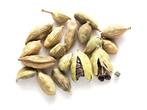 Cardamom Spice: Benefits, Uses, and Easy Recipes You’ll Love