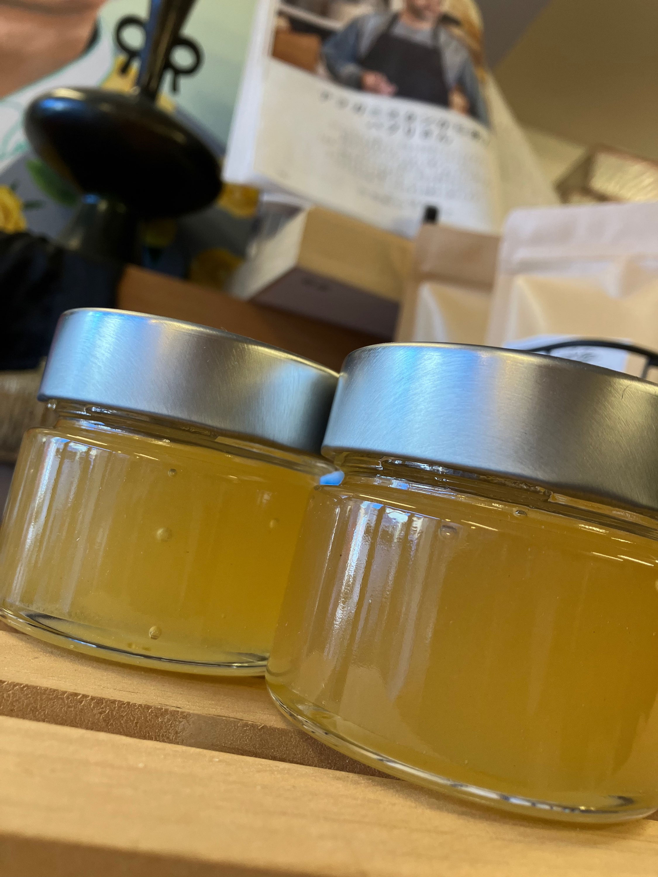 アフガニスタン産山の生はちみつ