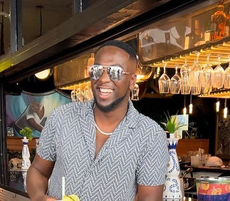 WhatsApp Image 2023-12-12 at 14.14_edited.jpg