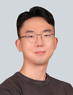 홈페이지_소개사진(강태현)_edited_edited.jpg