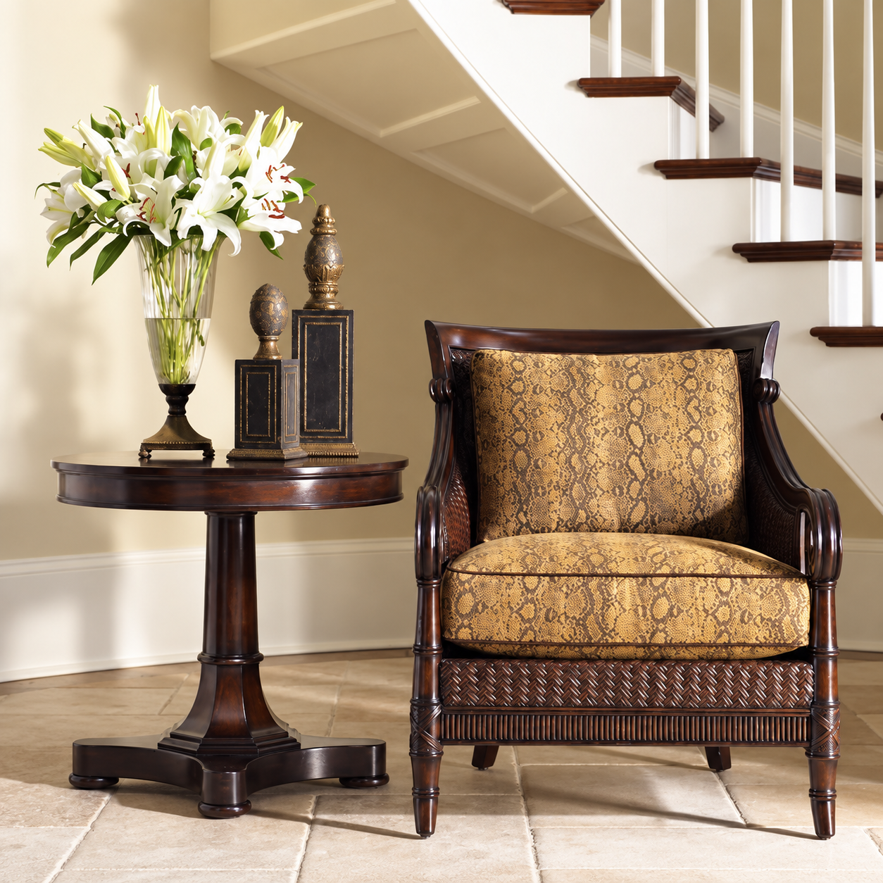 Cushioned Rattan Chair, Solid Wood Accent Armchair for Living Room