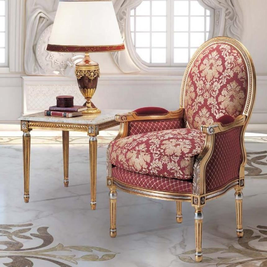 European Medallion Accent Chair Carved Gold Wood Armchair