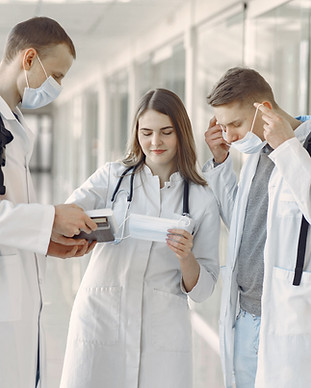 medical-students-are-in-the-hallway-in-m