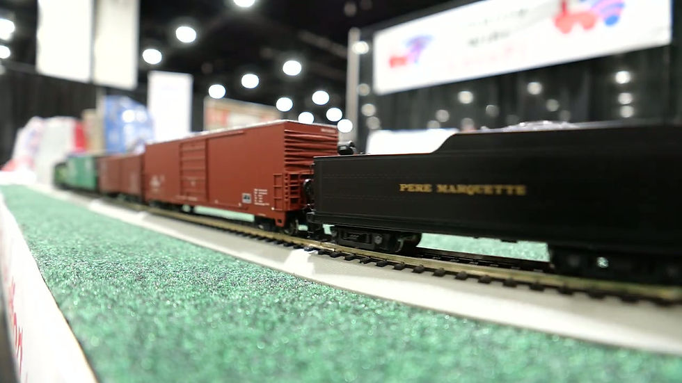 Thumbnail: Bachmann Santa Fe Flyer Train Set - LocoFi'ed Series