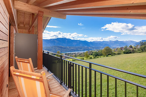 Westseitiger Balkon