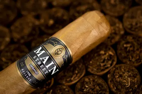 Mild vs Medium vs Full-Bodied Cigars Explained — The Complete Strength Guide