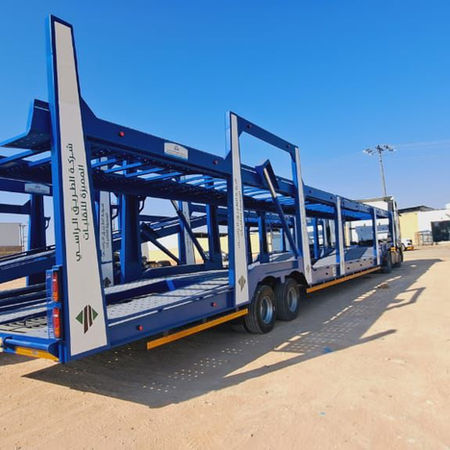 ناقلة سيارات