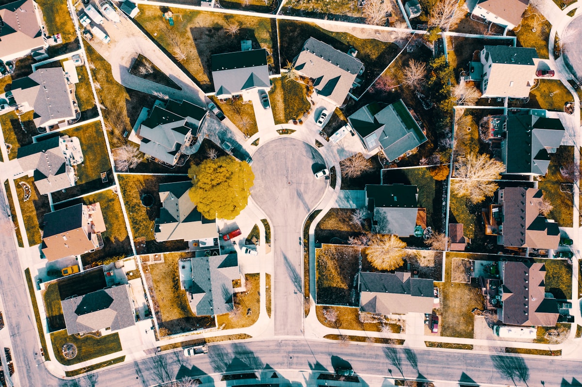 Aerial view of a Littleton, CO neighborhood with single-family homes