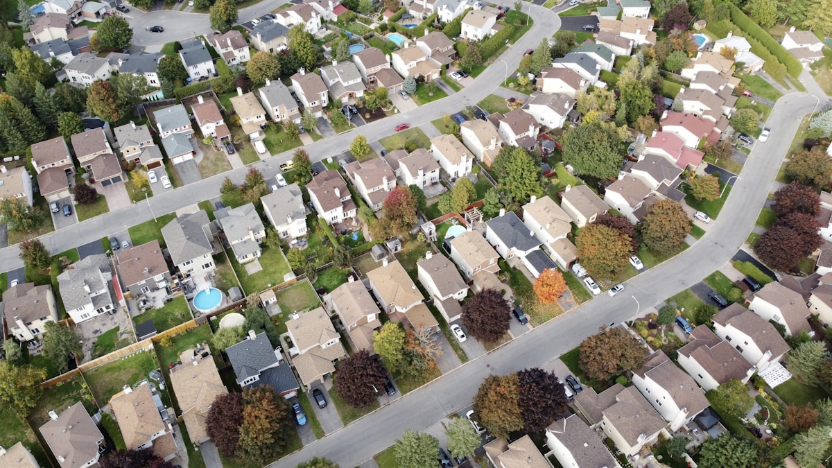 Aerial view of a suburban neighborhood representing the best neighborhoods to buy a home in Lakewood, CO