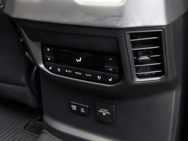 Thumbnail: Toyota Sequoia Platinum 4WD i-FORCE MAX Twin MHD