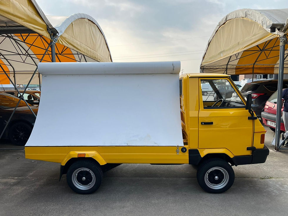 Miniaturbild: Piaggio Ape Poker