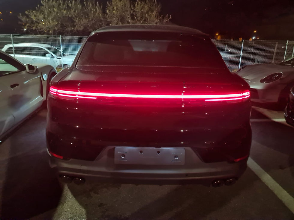 Thumbnail: PORSCHE CAYENNE COUPE' NUOVO MODELLO NUOVO