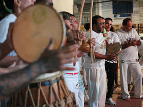 Semana Municipal da Capoeira começa com apresentações e grande participação do público em Ponta Grossa