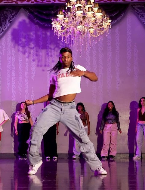 LIVE ONLINE CLASS - Beginner's Dance Class (1)