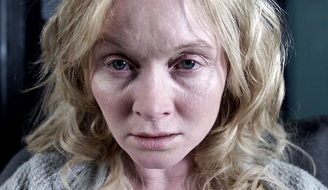 essie davis.jpg