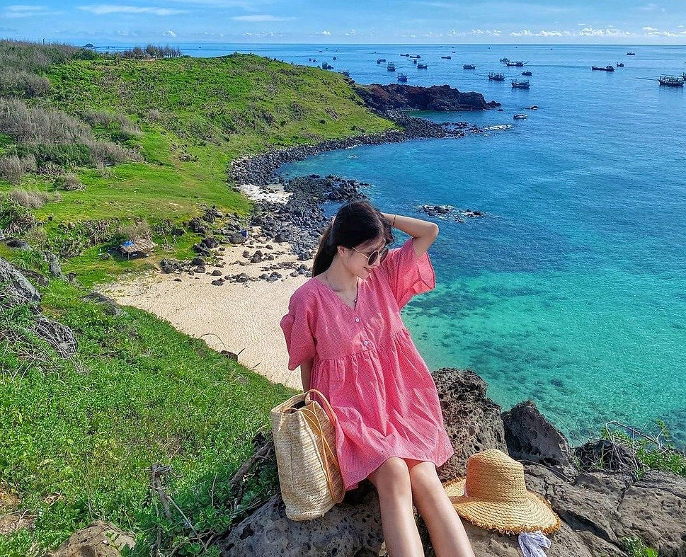 du-lịch-Phú-Quý 1.jpg