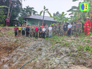 Locals and Various Departments Jointly Clean Drinking Water Ponds Submerged by Floods in Buthidaung