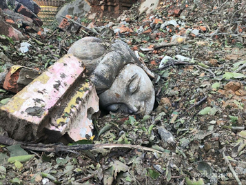 Historic Gu Wa Cave Pagoda Damaged by Military Commission Bombardment, Destroying Buddha Statues