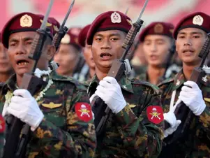 Junta Personnel Robbing Local Residents Wearing Masks in Sittwe