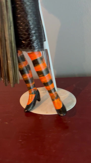 Thumbnail: Leather witch