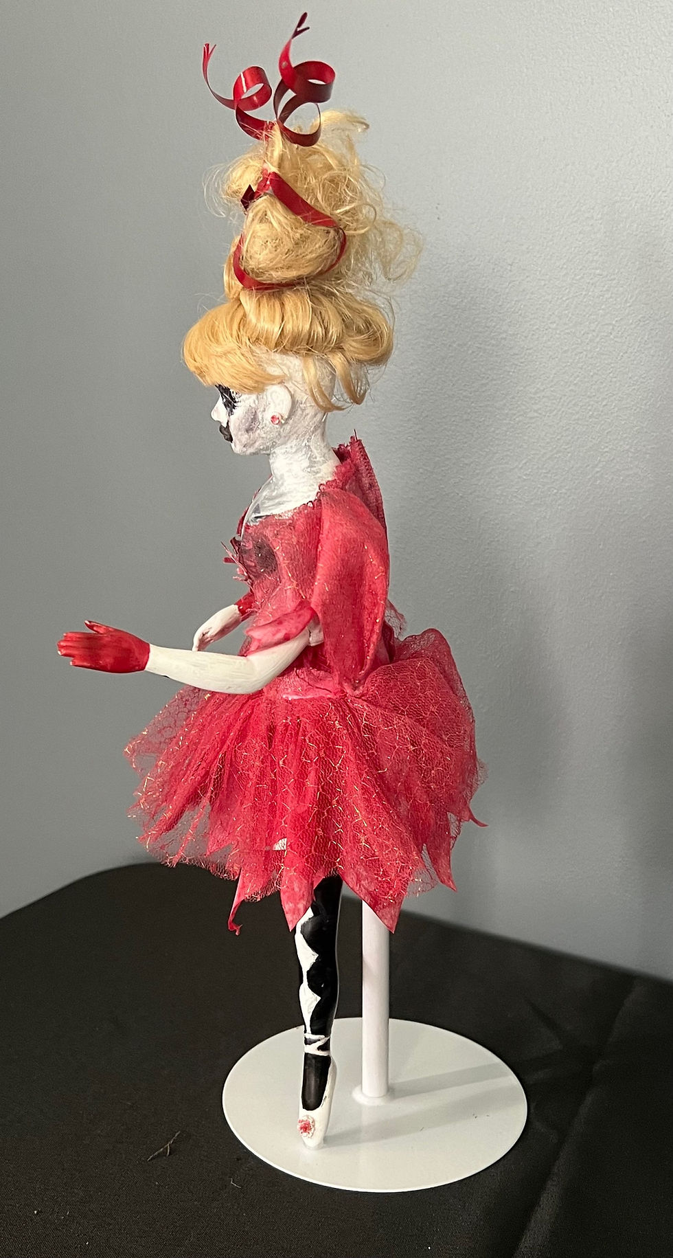 Thumbnail: Ballerina Babe