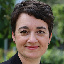 Dr. Susanne Kuster