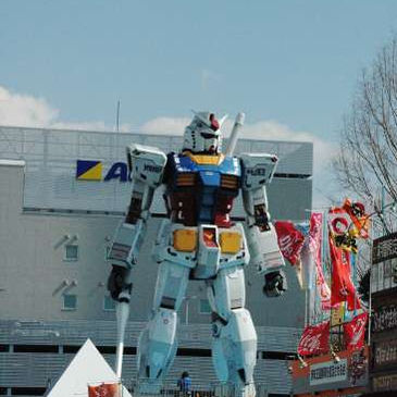 ガンダム静岡に立つ。