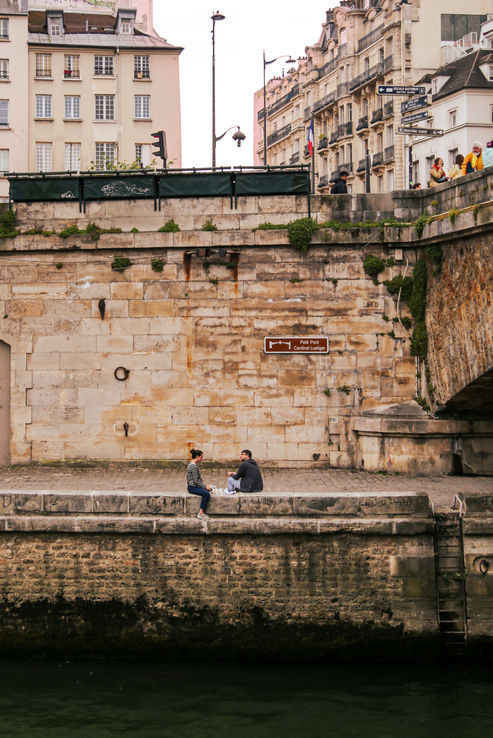 Knisely - Dinner on the Seine.jpg