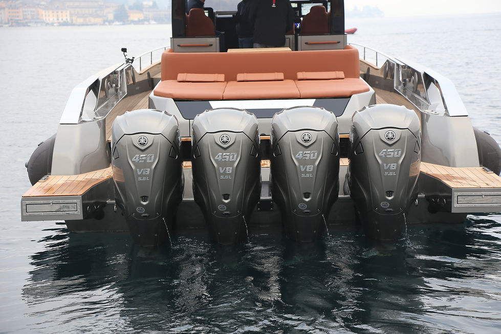 Stradivari 52 Empowered by Yamaha XTO V8 450 (1).JPG