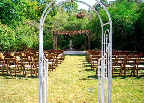 Outdoor-wedding-venue.png