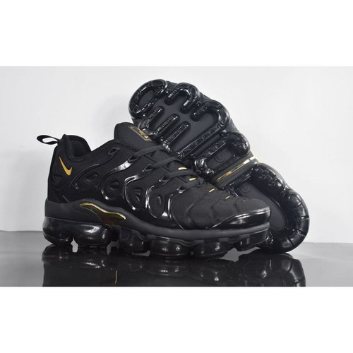 nike vapormax plus leather