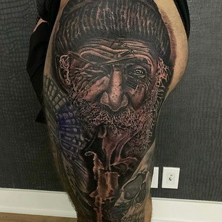 Leg piece