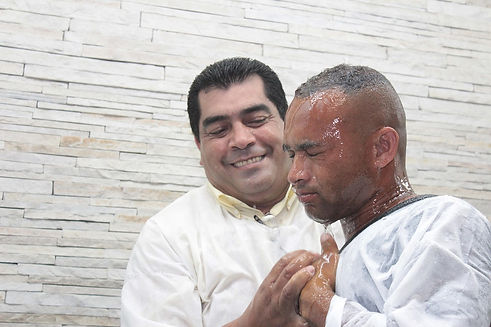 baptism-106057_1280.jpg